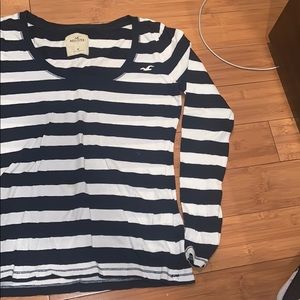 Hollister medium long sleeve🖤